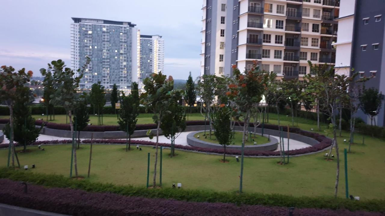 Bsp21 Family Homestay Jenjarum Экстерьер фото